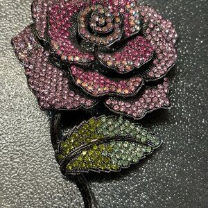 OFF PARK COLLECTION BOLD FLOWER BROOCH